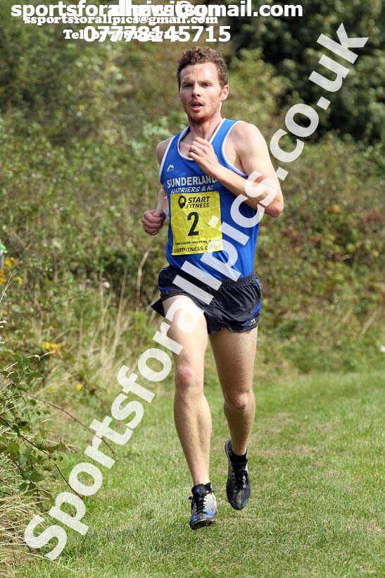 Senior mens relay 2019 Sunderland Harriers Open Cross Country. Photo:  David T. Hewitson/Sports for All Pics
